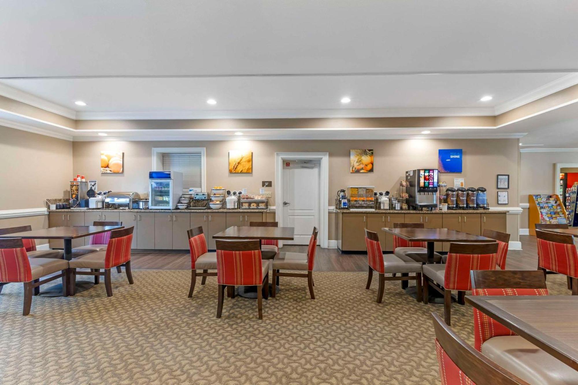 Comfort Inn & Suites ティフトン エクステリア 写真