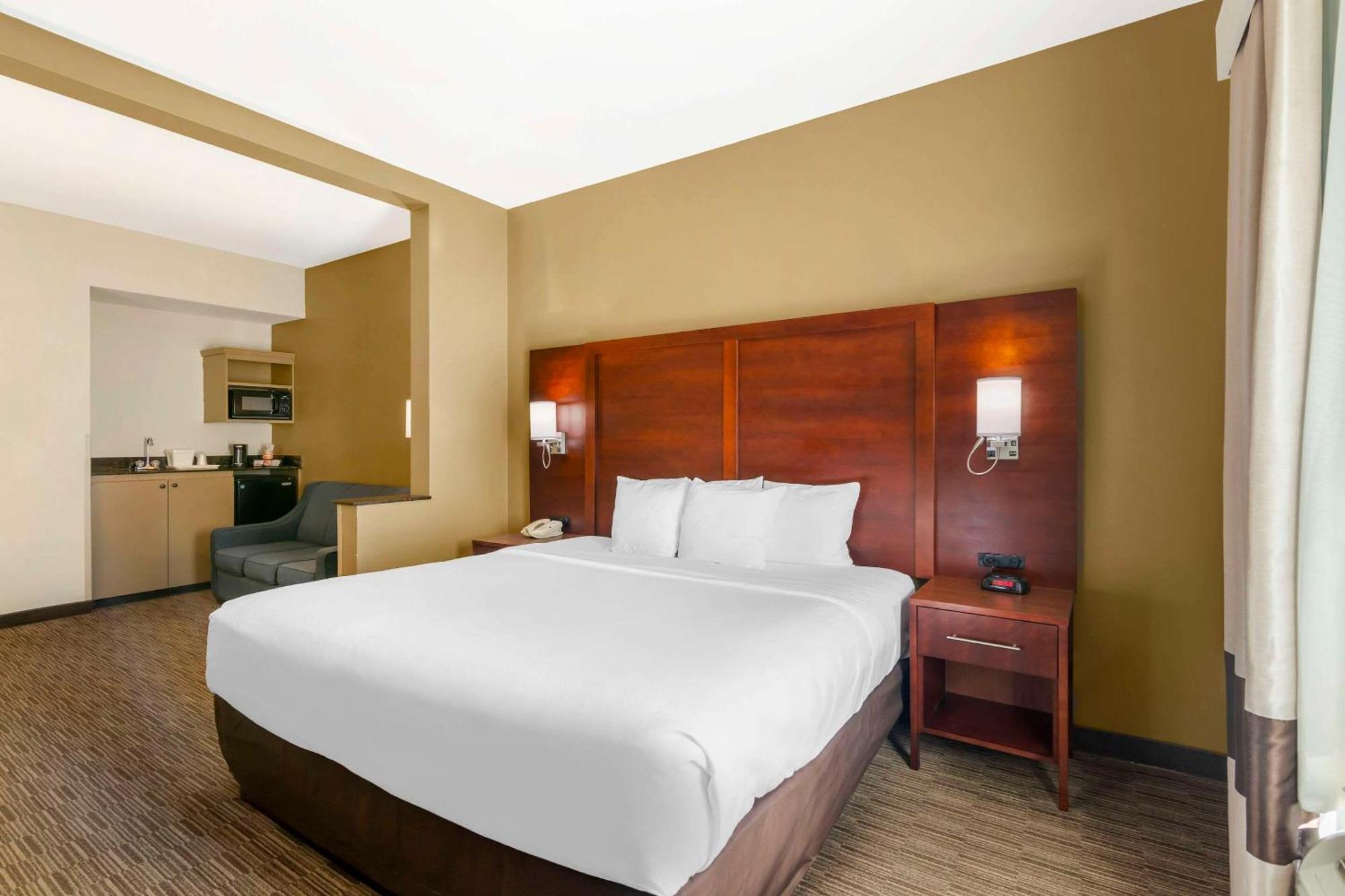 Comfort Inn & Suites ティフトン エクステリア 写真