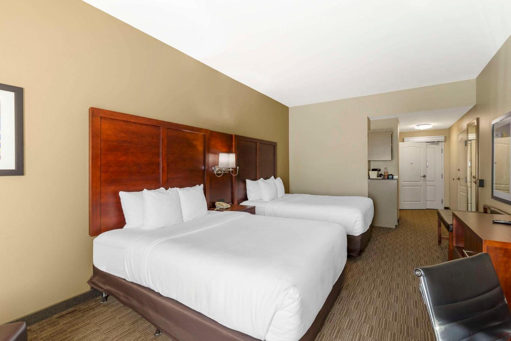 Comfort Inn & Suites ティフトン エクステリア 写真