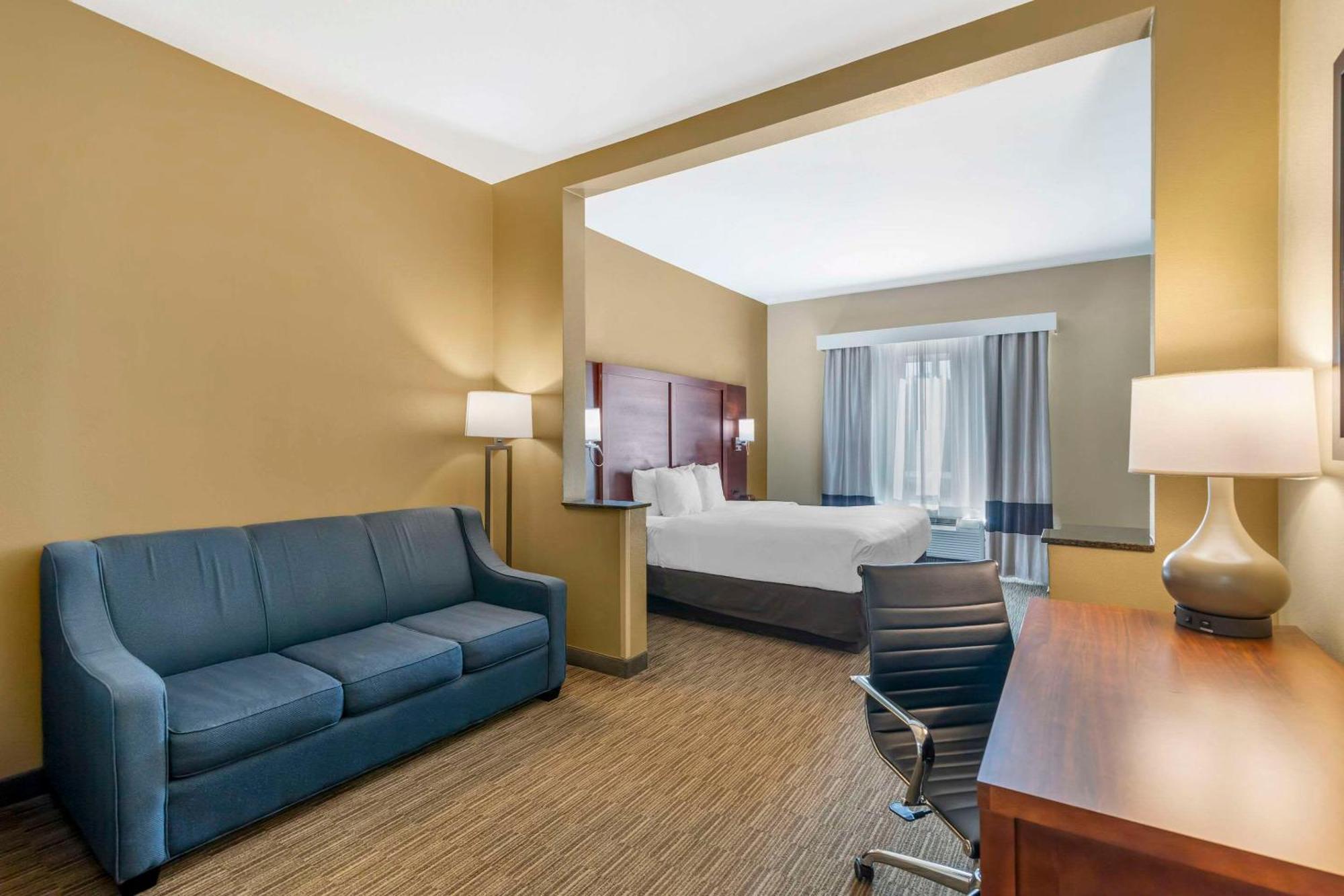 Comfort Inn & Suites ティフトン エクステリア 写真